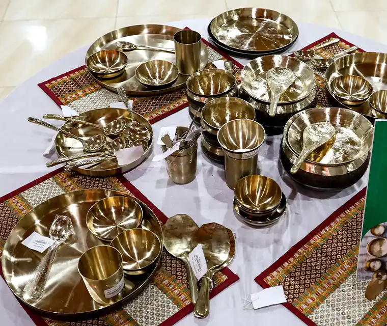 You can't miss this traditional forgotten cookware exhibit in Pune!