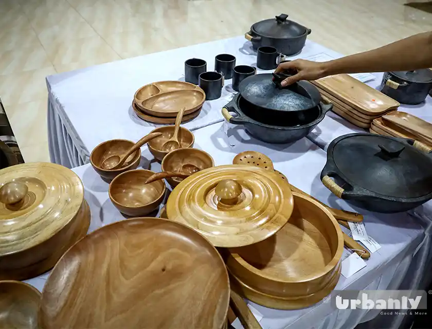 You can't miss this traditional forgotten cookware exhibit in Pune!