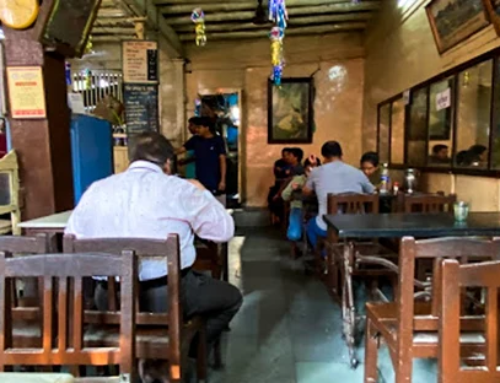 Did you know there are six 100+ year old restaurants in Pune!