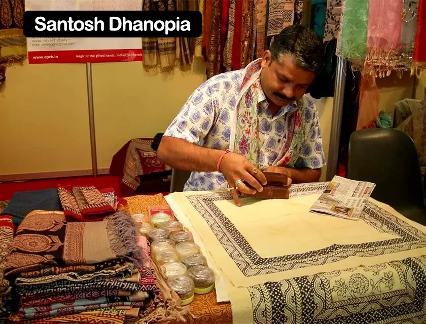 Meet 30 National award winning artisans at Virasat Karigar Haat!